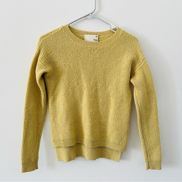Sz S Aritzia WILFRED FREE Merino Wool Sweater *fits more like xs - Picture 1 of 6